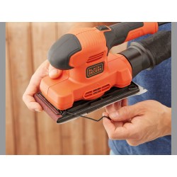 Levigatrice Orbitale 150 W 1/3 di Foglio BLACK+DECKER