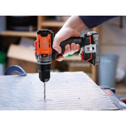 Trapano Avvitatore a Percussione 2 Batt. 18V in Valigetta BLACK+DECKER