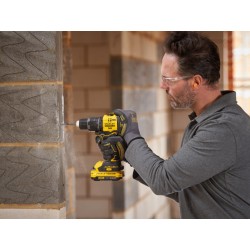 Trapano Avvitatore a Percussione Brushless Litio V20 18V 2x 2.0Ah STANLEY FATMAX